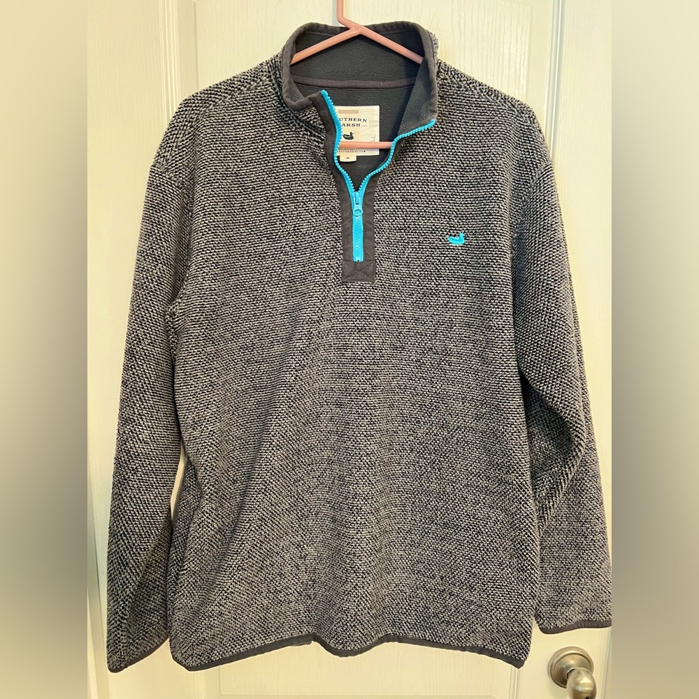 Southern Marsh - Men’s - Size Medium - Zippered pull over